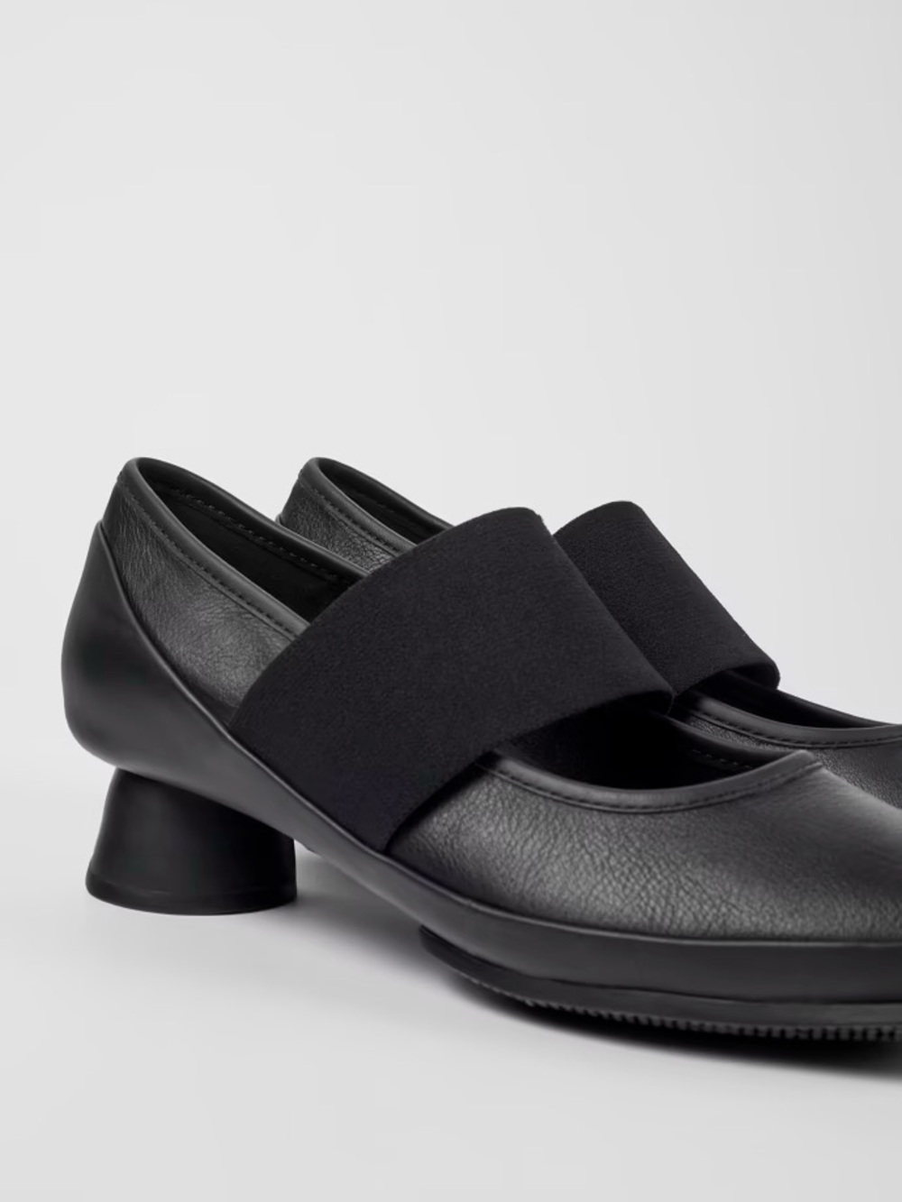 Camper 8 Chunky Modern Block Low Heel Mary Jane Ballet Minimalist Comfy Artsy
